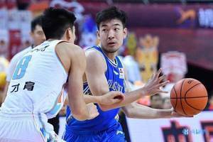 宋翔：青岛男篮与后卫王洪达成签约协议