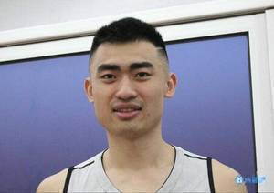 媒体人：高尚确认加盟山东男篮 上赛季在上海未获出场机会
