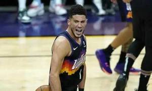 布克:国家队远征与在NBA的征战完全不同,为了了解竞争,