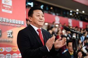 足球报：杜兆才现场观战全运女足决赛 若联合队夺冠上海将获2金