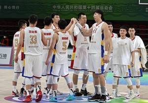 辽沈晚报：辽篮主力球员状态都挺不错 替补表现仍让杨鸣很担忧