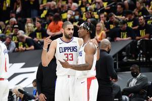 高效表现!巴图姆三分8中6贡献20分 曼恩7中6贡献17分