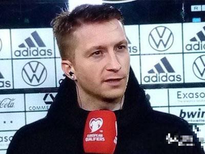 罗伊斯:对方球员很难防守我和穆勒