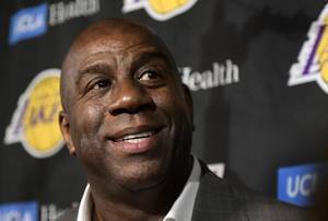 26年前的今天:“魔术师”退役4年后重返NBA