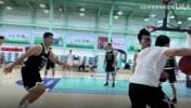 西热力江打野球各种变态准，小伙大喊：防一个！西热：你防谁？
