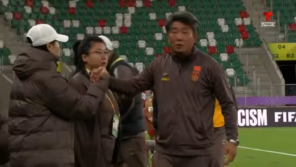 【集锦】U20女足世界杯-李晨语远射中柱 中国0-0尼日利亚